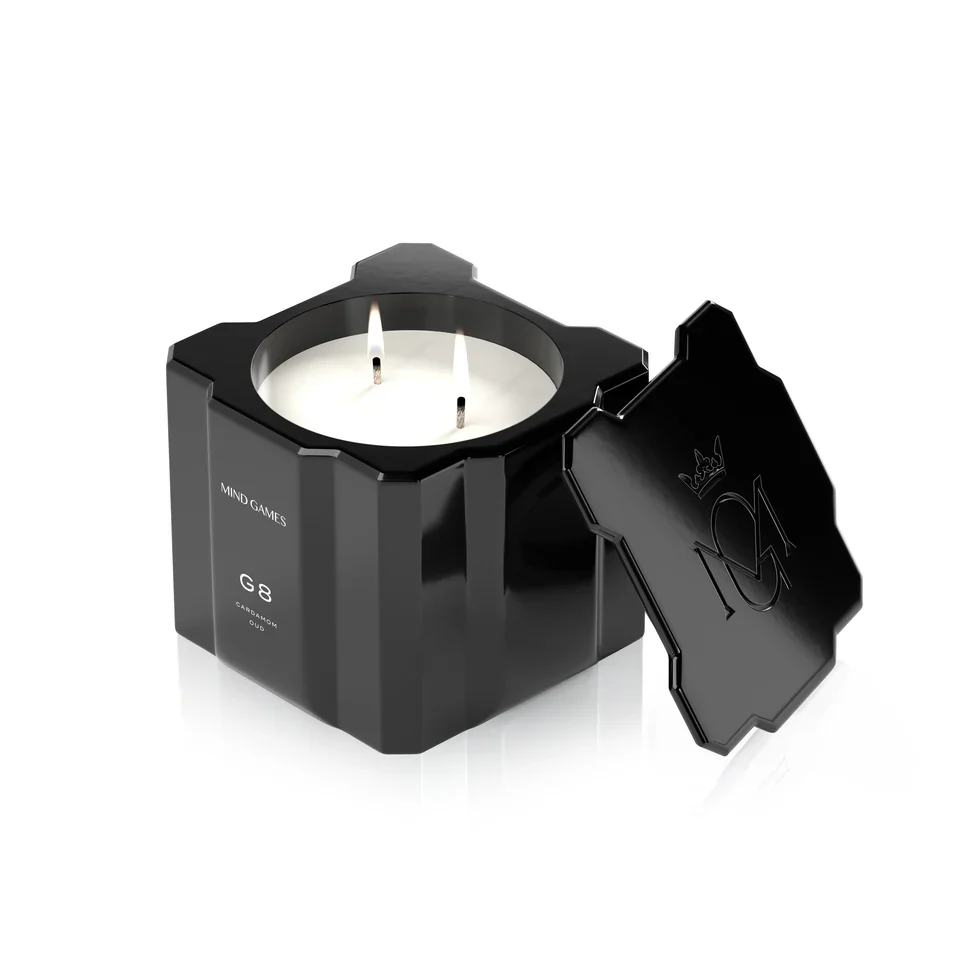 G8 Cardamom Oud 10 oz Luxury Candle - Image 3